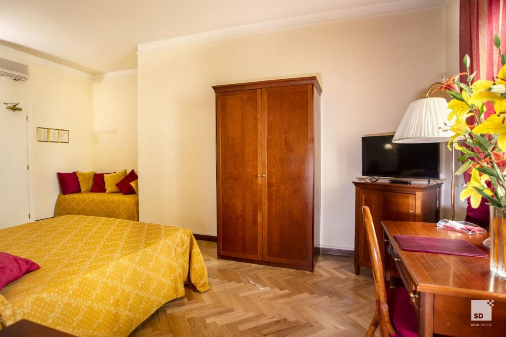 Room image 5