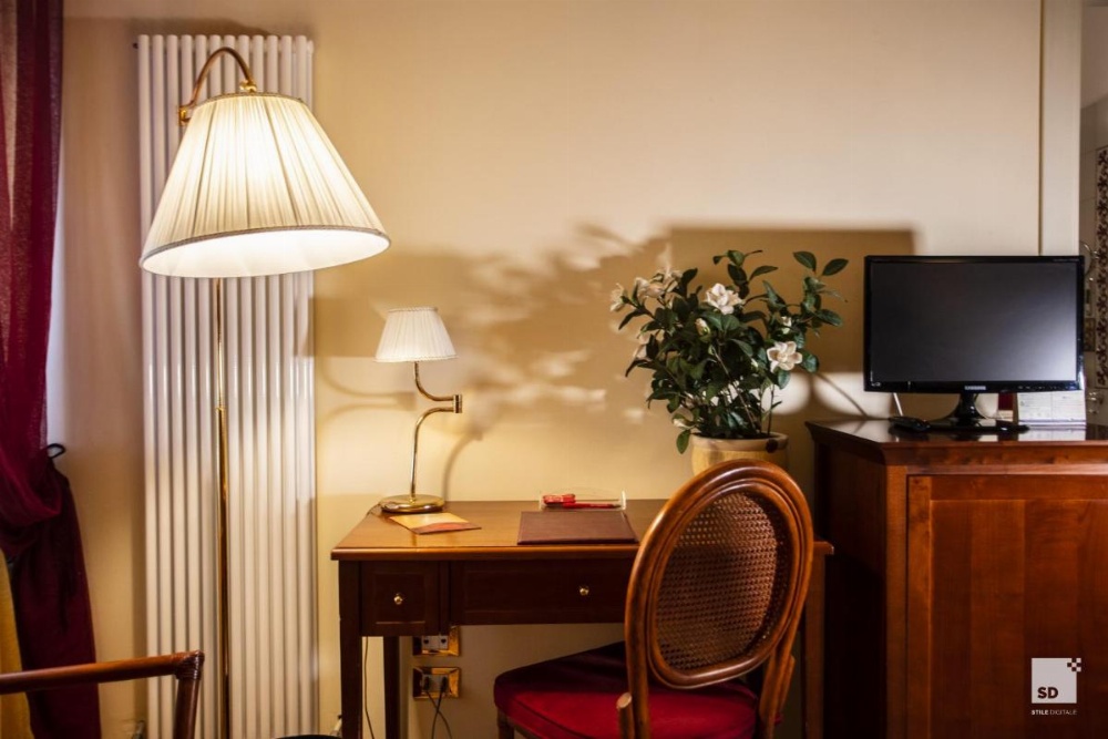 Room image 2